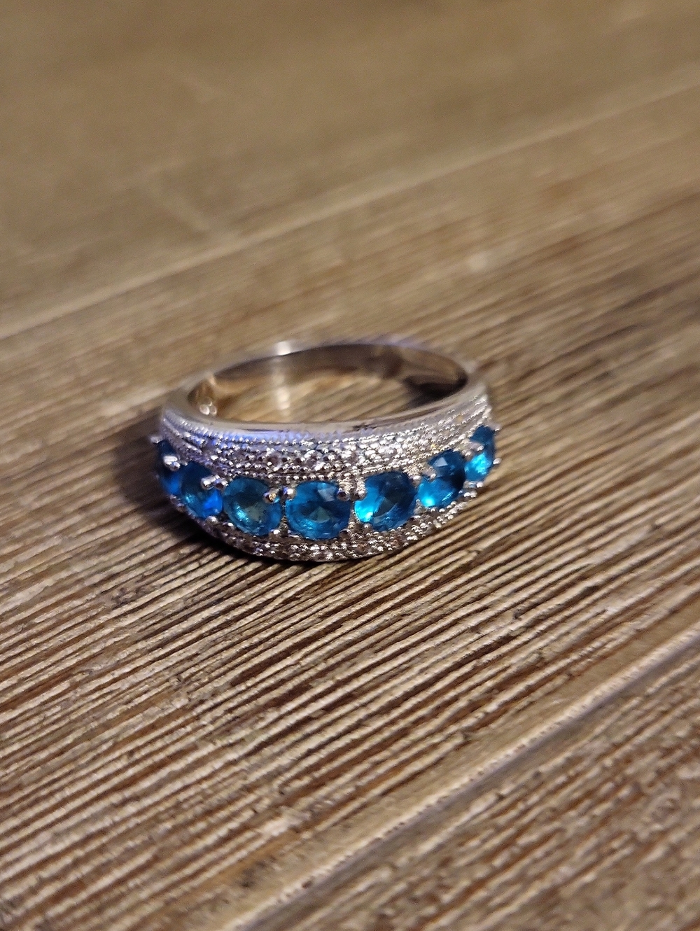 NWOT Sterling Silver CZ Turqoise Stones Band Ring
